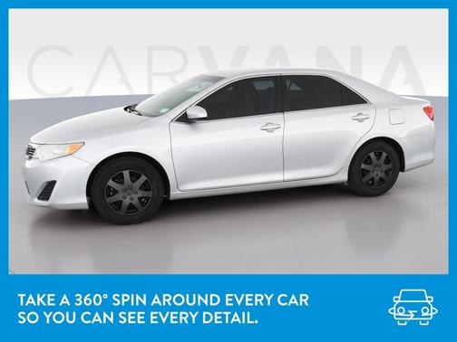 Photo 3 of 39 of 2012 Toyota Camry L