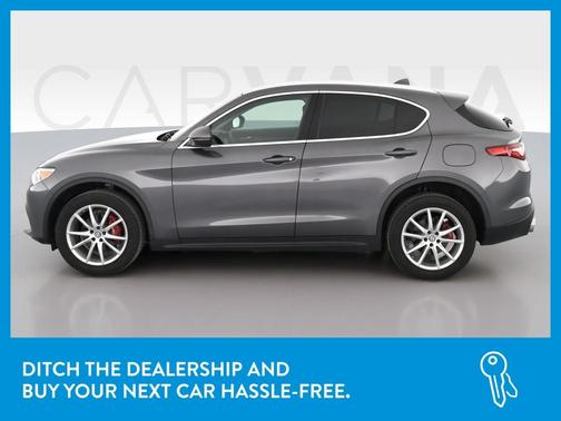 Photo 4 of 42 of 2018 Alfa Romeo Stelvio Ti