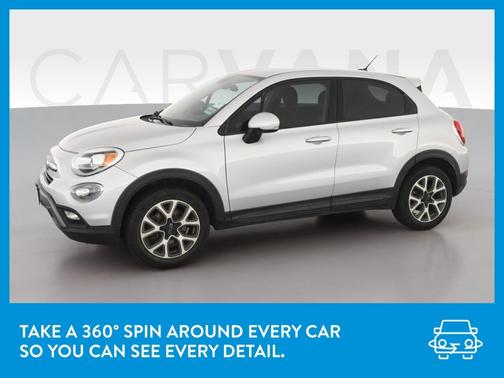 Photo 3 of 32 of 2016 FIAT 500X Trekking