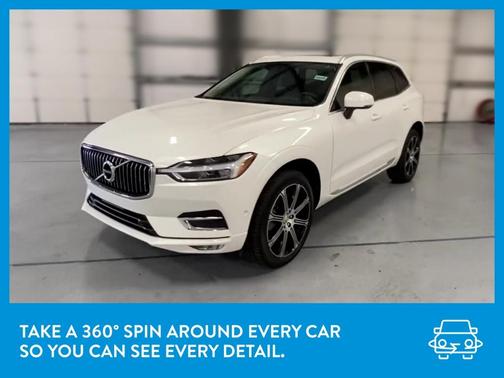 Photo 3 of 37 of 2018 Volvo XC60 T6 Inscription