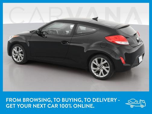Photo 5 of 38 of 2016 Hyundai Veloster Base