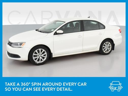 Photo 3 of 41 of 2011 Volkswagen Jetta SE