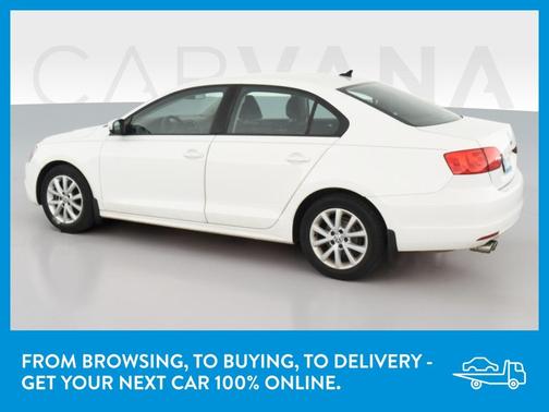 Photo 5 of 41 of 2011 Volkswagen Jetta SE