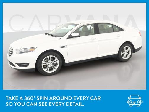 Photo 3 of 42 of 2018 Ford Taurus SEL