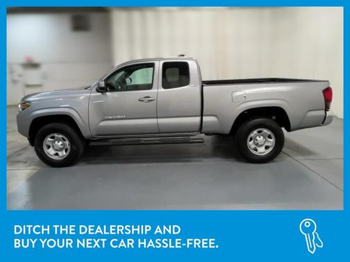 Photo 4 of 35 of 2019 Toyota Tacoma SR5