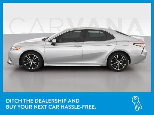 Photo 4 of 40 of 2019 Toyota Camry SE