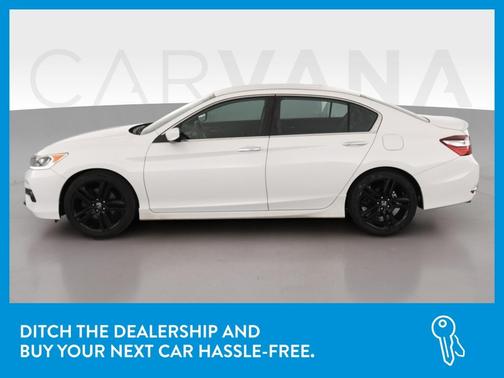 Photo 4 of 41 of 2017 Honda Accord Sport