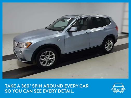 Photo 3 of 37 of 2013 BMW X3 xDrive28i