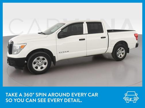 Photo 3 of 33 of 2017 Nissan Titan S