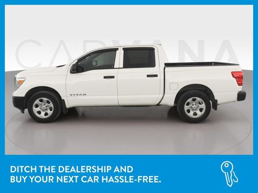Photo 4 of 33 of 2017 Nissan Titan S