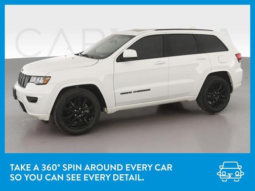 Photo 3 of 45 of 2018 Jeep Grand Cherokee Altitude