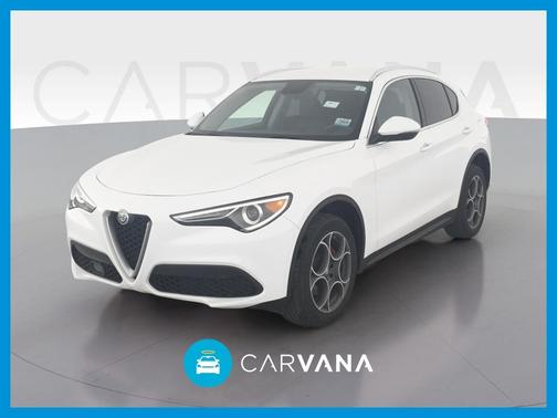 Photo 1 of 35 of 2018 Alfa Romeo Stelvio Base