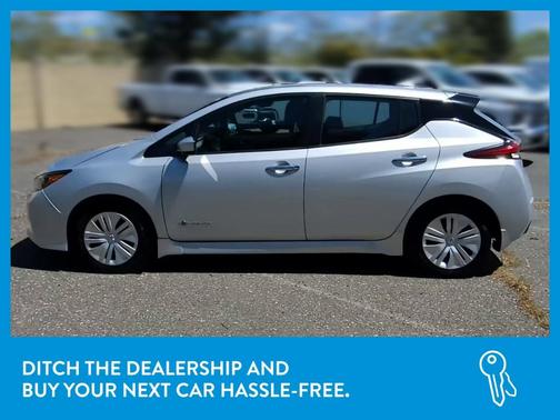 Photo 4 of 49 of 2018 Nissan Leaf S