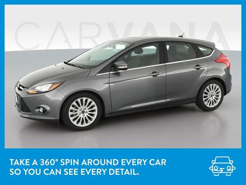 Photo 3 of 35 of 2012 Ford Focus Titanium