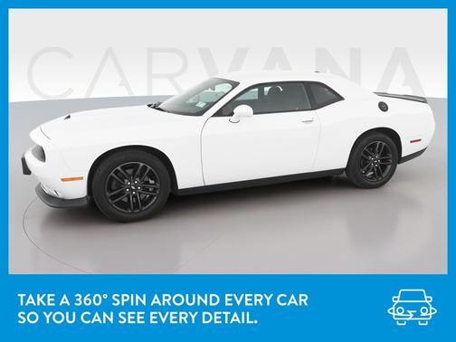 Photo 3 of 39 of 2019 Dodge Challenger GT