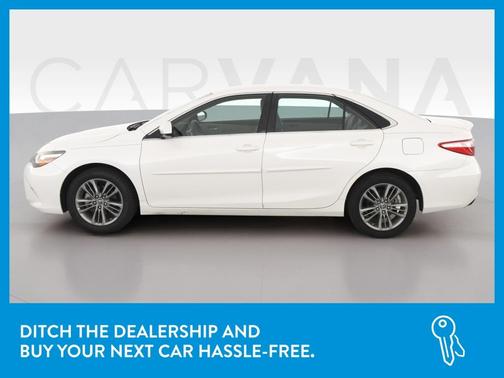 Photo 4 of 40 of 2015 Toyota Camry SE
