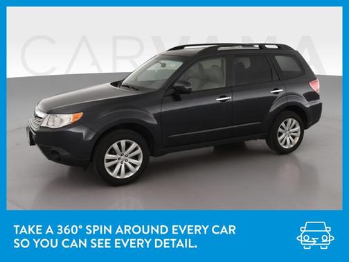 Photo 3 of 43 of 2013 Subaru Forester 2.5X Limited