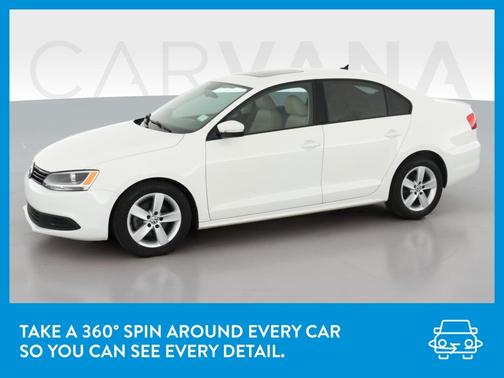 Photo 3 of 39 of 2012 Volkswagen Jetta TDI