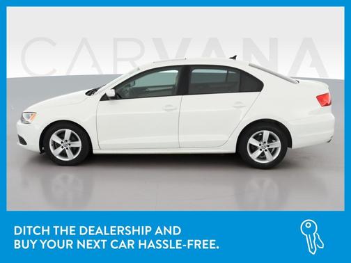 Photo 4 of 39 of 2012 Volkswagen Jetta TDI