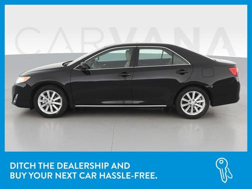 Photo 4 of 36 of 2013 Toyota Camry XLE