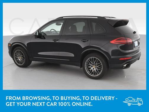 Photo 5 of 47 of 2017 Porsche Cayenne