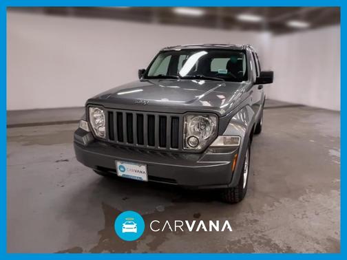 Photo 1 of 42 of 2012 Jeep Liberty Sport