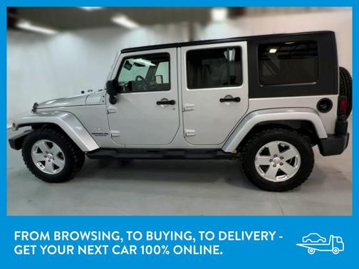 Photo 5 of 39 of 2010 Jeep Wrangler Unlimited Sahara