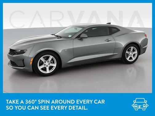 Photo 3 of 31 of 2020 Chevrolet Camaro LT
