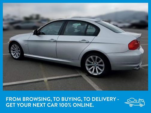 Photo 5 of 36 of 2011 BMW 328 i