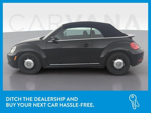 Photo 4 of 31 of 2013 Volkswagen Beetle 2.5L