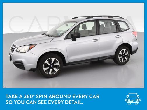 Photo 3 of 40 of 2017 Subaru Forester 2.5i
