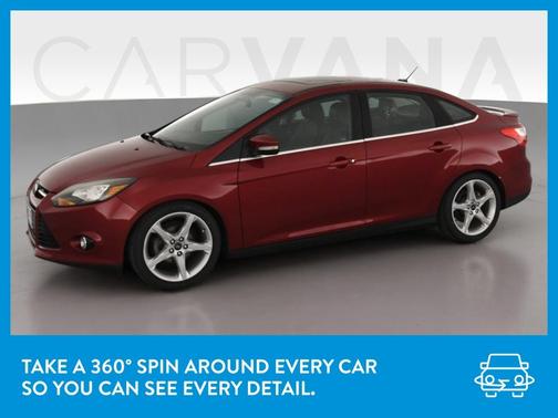 Photo 3 of 35 of 2014 Ford Focus Titanium