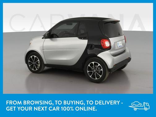 Photo 5 of 34 of 2016 smart ForTwo Passion