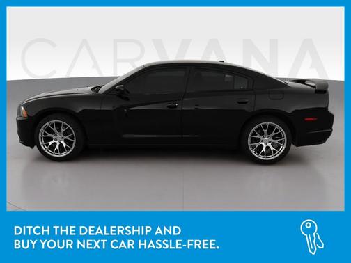 Photo 4 of 32 of 2014 Dodge Charger SE