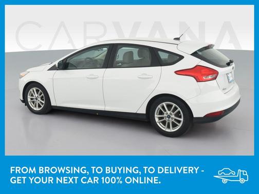 Photo 5 of 36 of 2016 Ford Focus SE