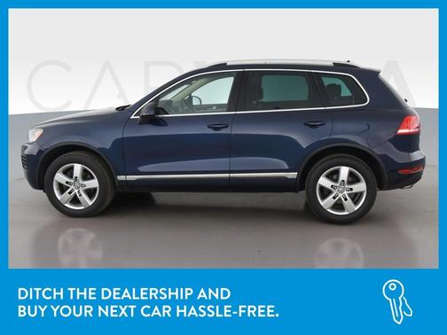 Photo 4 of 41 of 2013 Volkswagen Touareg VR6 Lux