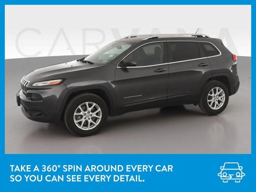 Photo 3 of 39 of 2017 Jeep Cherokee Latitude