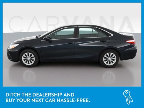 Photo 4 of 43 of 2016 Toyota Camry LE