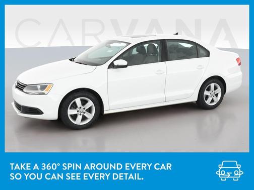 Photo 3 of 35 of 2014 Volkswagen Jetta TDI