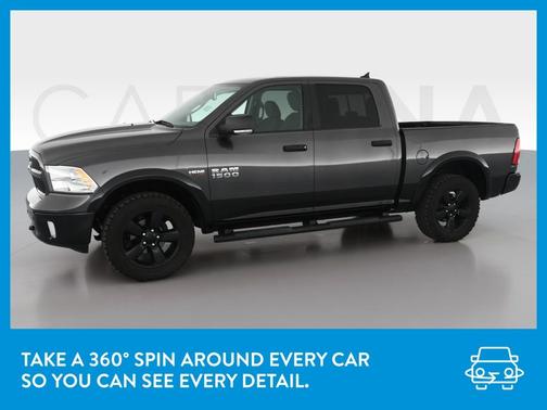 Photo 3 of 45 of 2016 RAM 1500 SLT