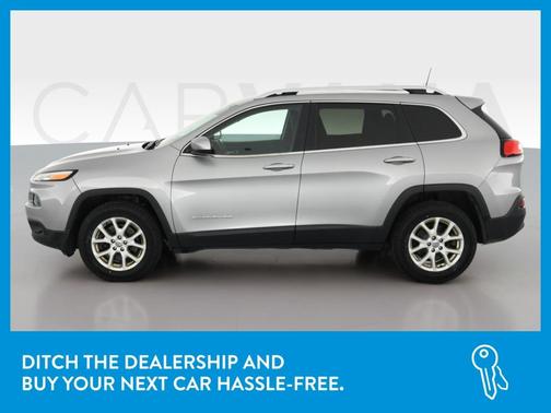 Photo 4 of 44 of 2015 Jeep Cherokee Latitude