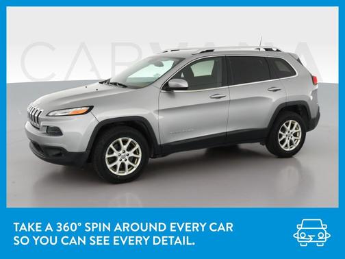 Photo 3 of 44 of 2015 Jeep Cherokee Latitude