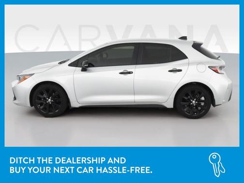 Photo 4 of 42 of 2021 Toyota Corolla Hatchback SE