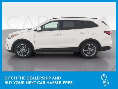 Photo 3 of 44 of 2017 Hyundai Santa Fe SE Ultimate