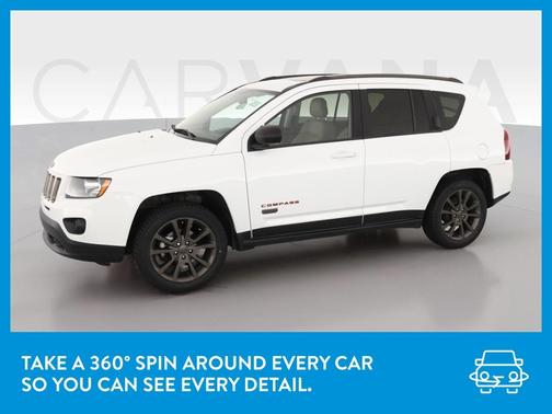 Photo 3 of 37 of 2016 Jeep Compass Sport