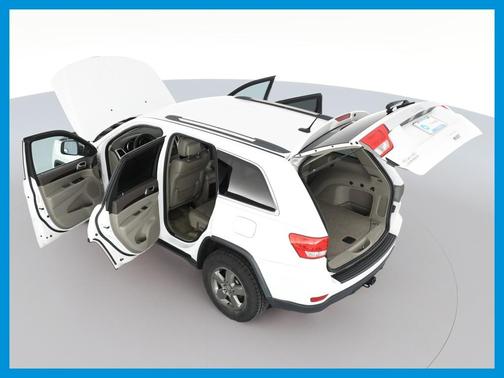 2013 Jeep Grand Cherokee Laredo for sale in Oklahoma City, OK - image 17