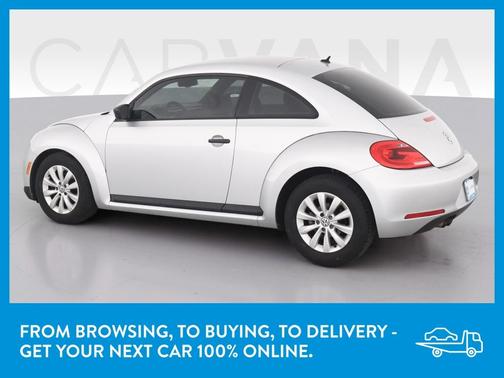 Photo 5 of 37 of 2013 Volkswagen Beetle 2.5L