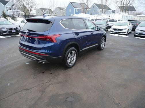 2022 Hyundai SANTA FE SE