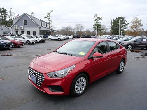 2019 Hyundai Accent SE