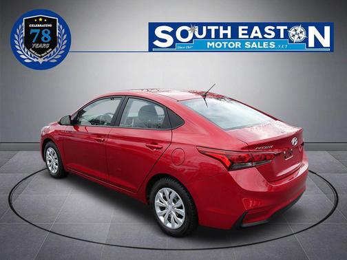 2019 Hyundai Accent SE